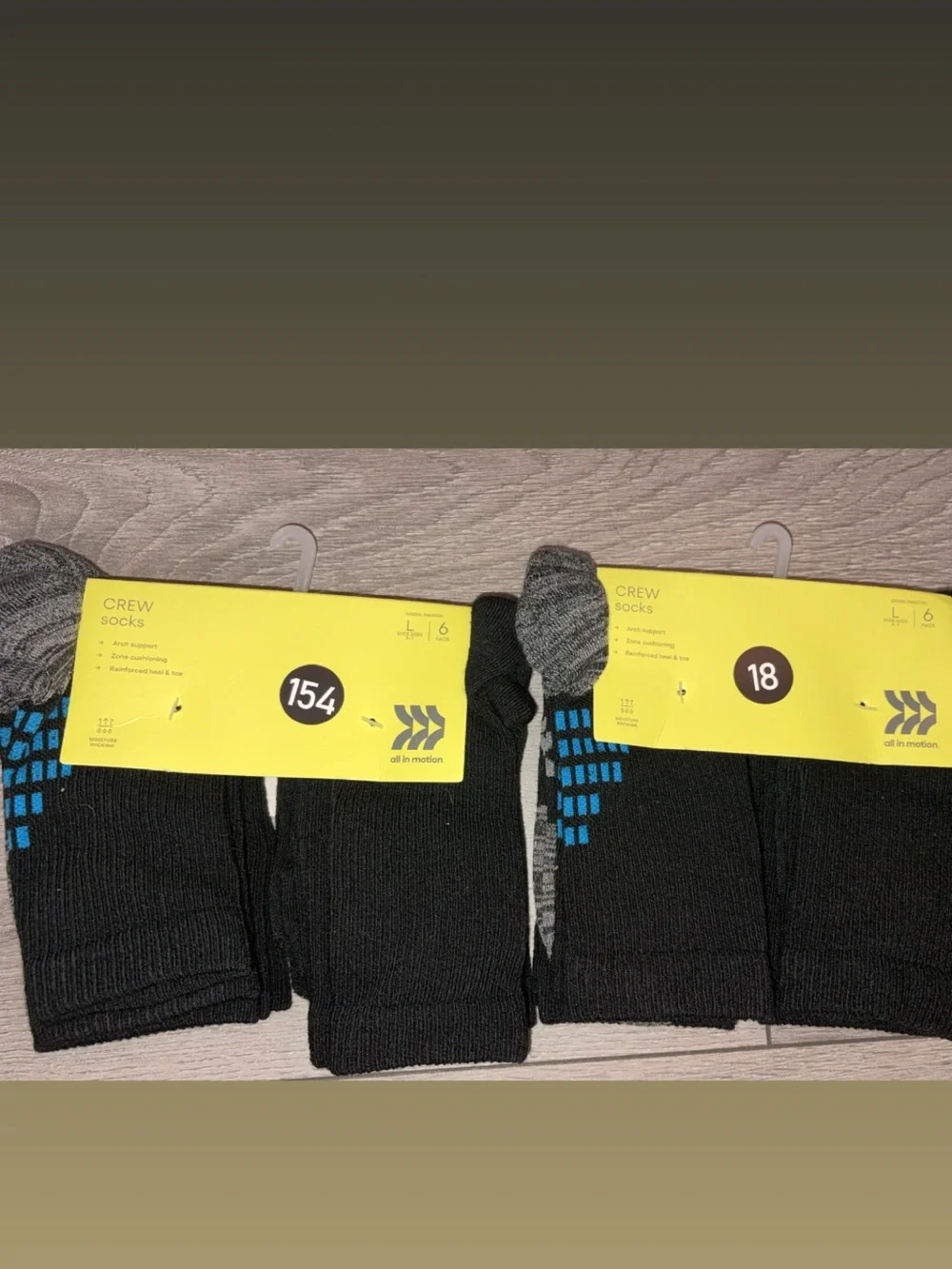 All In Motion Boys Size Large Crew Socks Sz 3-7-Lot Of 2 Packs- 12 Pairs- New!